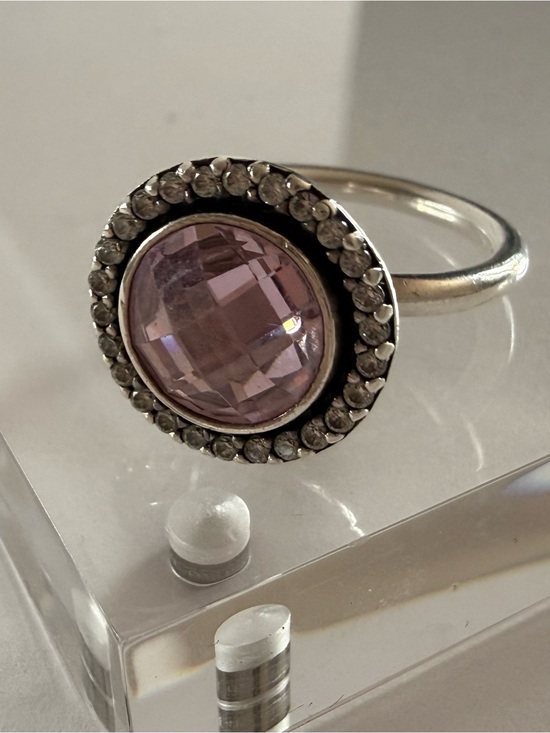 Pandora Jewelry - Size 8 - Pandora Sterling Silver Brilliant Legacy Ring w/Pink Zirconia Gemstone.